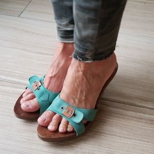 Dr scholls small heels sandals